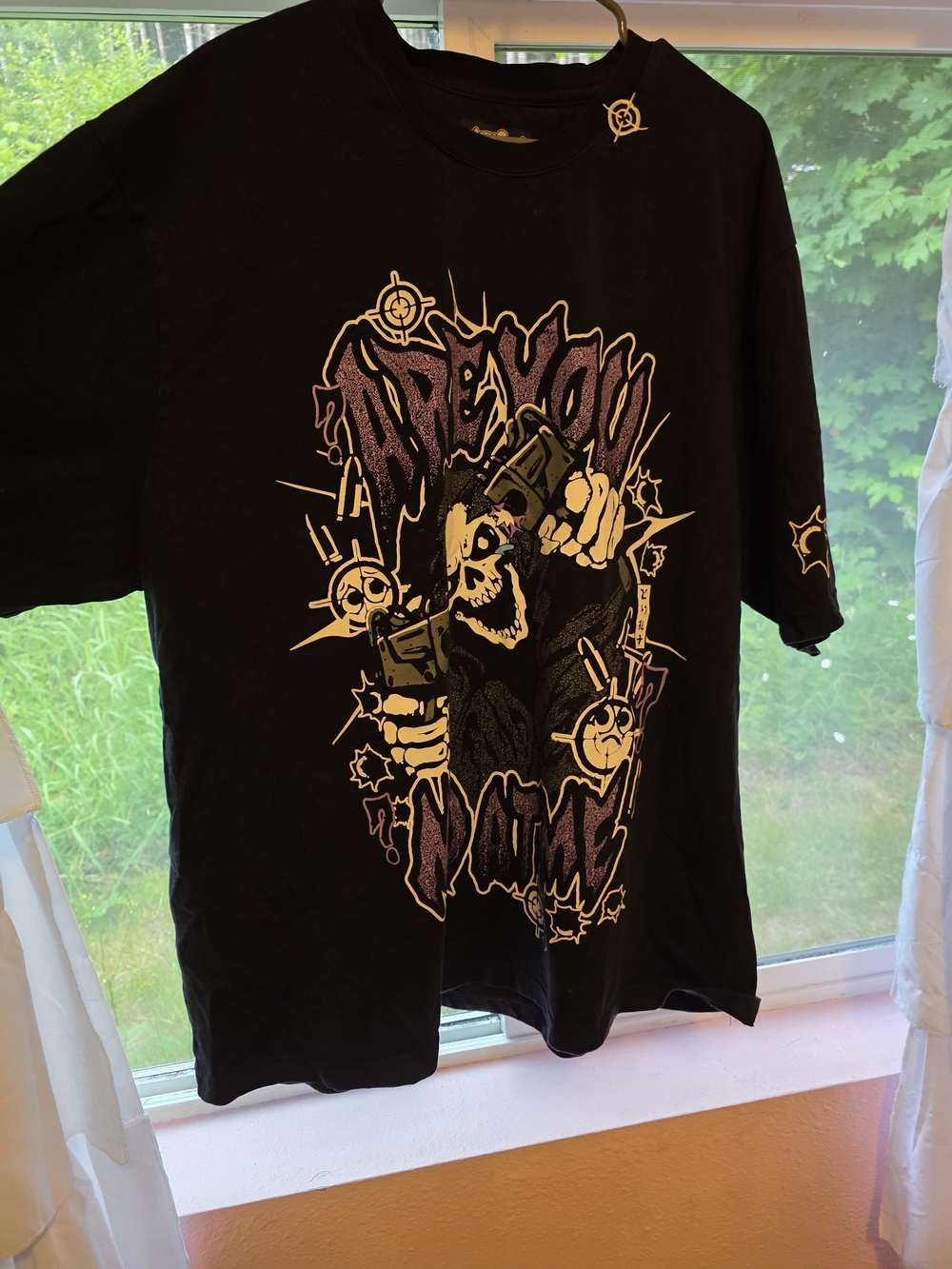 Black Graphic Short Sleeve Tee with Skull & Pistols